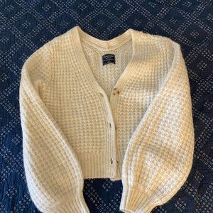 Abercrombie & Fitch Knit Sweater